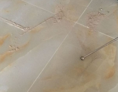 肃宁瓷砖空鼓维修公司分享粘合剂选择不当在瓷砖铺贴过程中可能导致以下问题