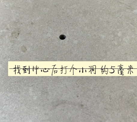 肃宁瓷砖空鼓维修公司专业解答在瓷砖铺贴过程中，如果砂料搅拌不均匀，将会带来以下问题